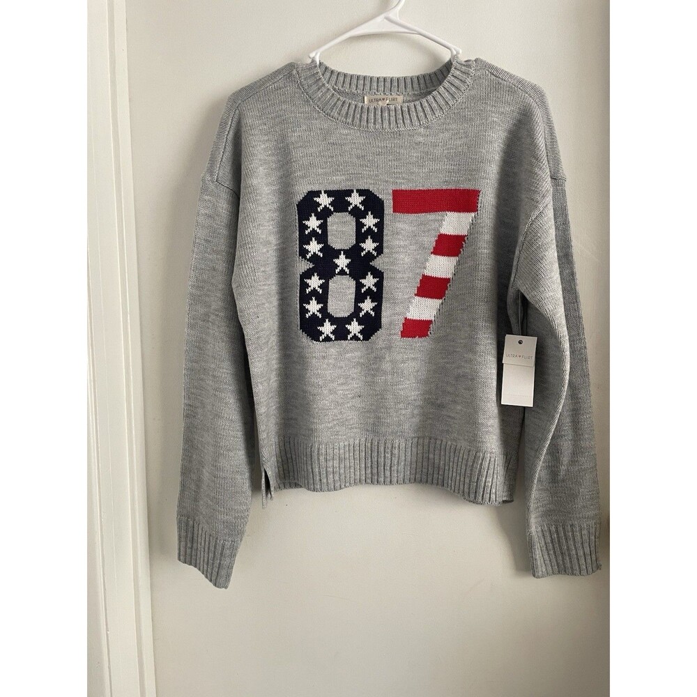Ultra Flirt Women's M Gray Knit Crew Neck Long Sleeve Patriotic Graphic Sweater
